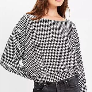 Lift Houndstooth Black and White Women's Top